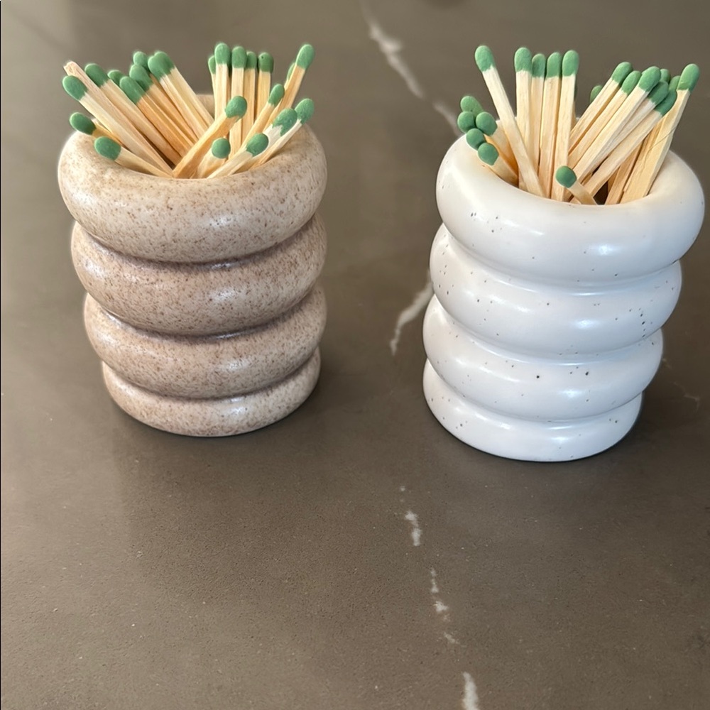 NWT Speckled Ceramic Match Holder Set - White or Tan